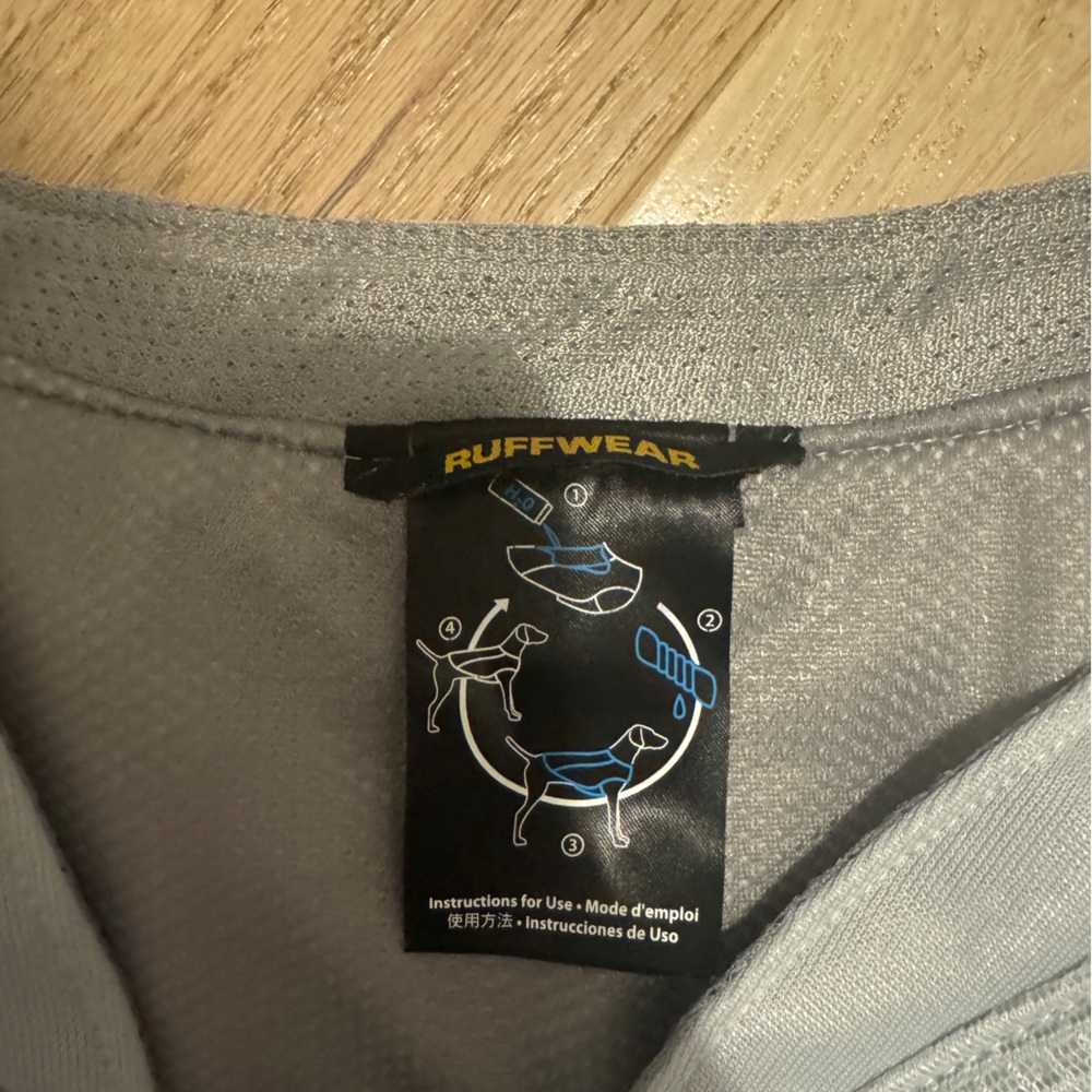 RuffWear Swamp Cooler Dog Vest - Picture 3 of 3